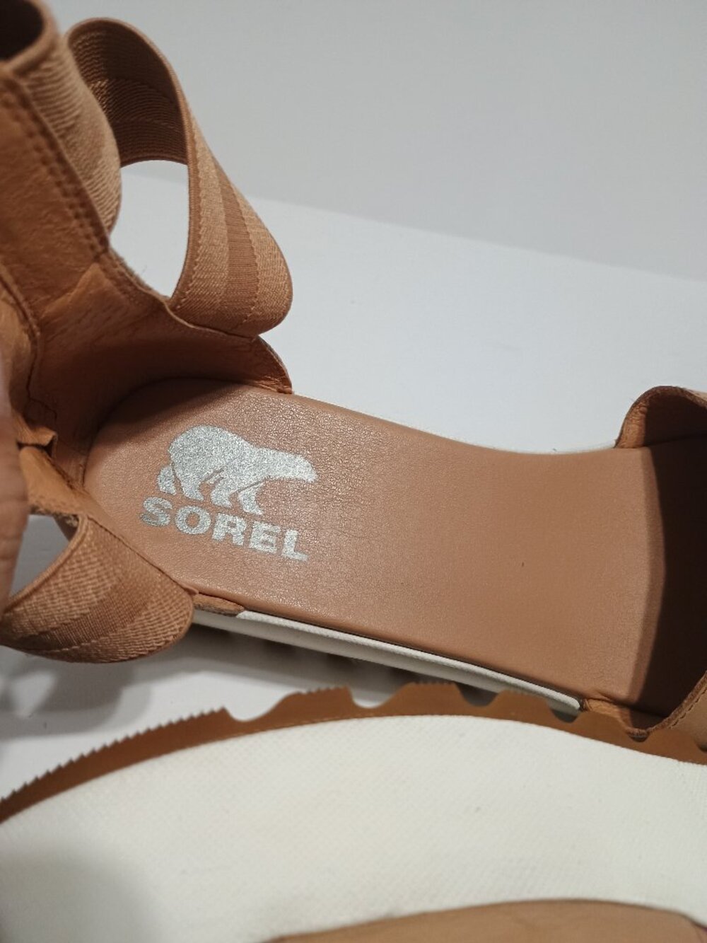 Sorel Cameron Platform Wedge Sandals Women's Tan Leather Criss Cross Elastic - Picture 6 of 7
